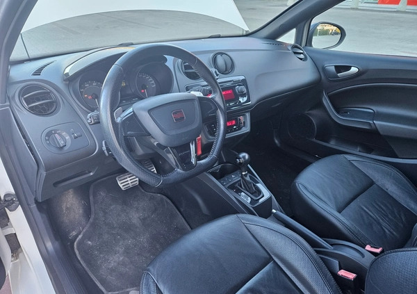 Seat Ibiza cena 36000 przebieg: 121500, rok produkcji 2012 z Rzeszów małe 37